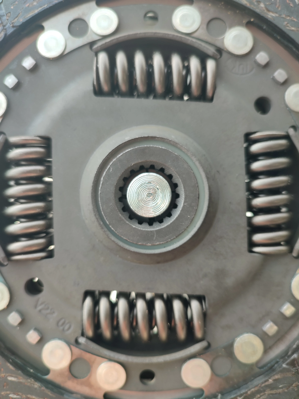 Utensile per allineamento frizione, veicoli senza cuscinetto pilota