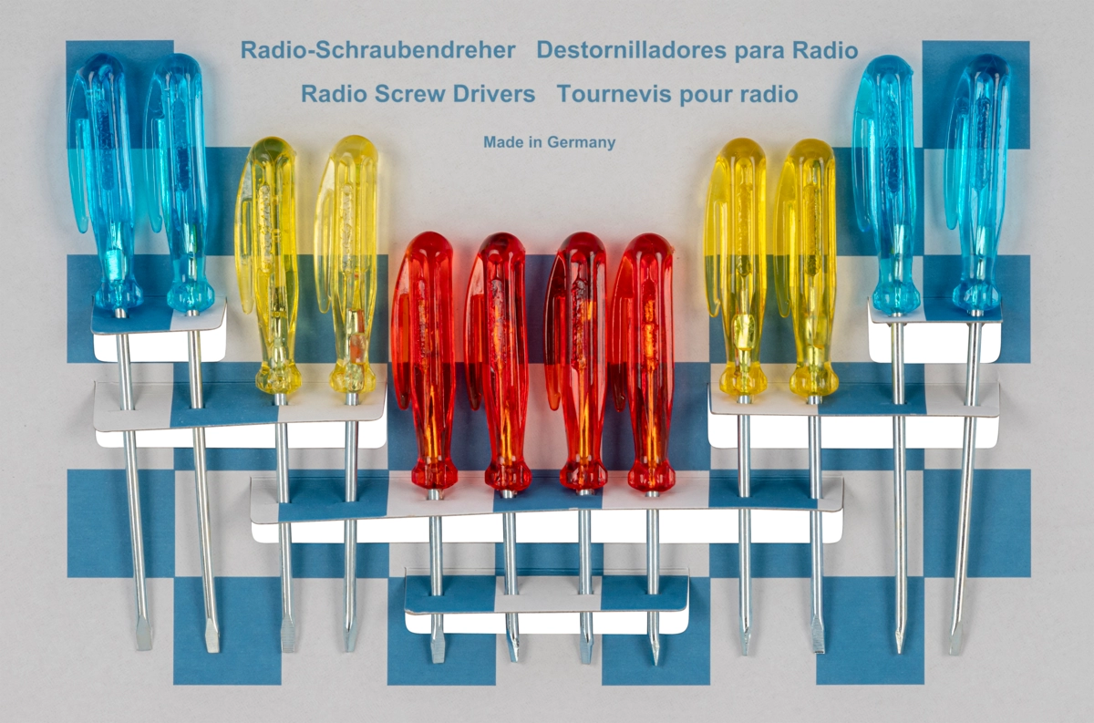 Radio screwdrivers on card, 12 pieces, plastic clip