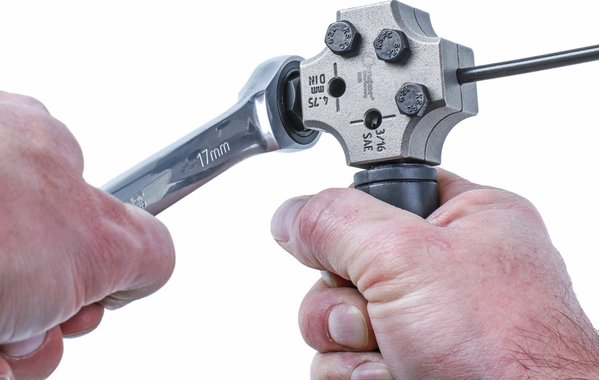 Brake Pipe Flaring Tool, 2-in-1
